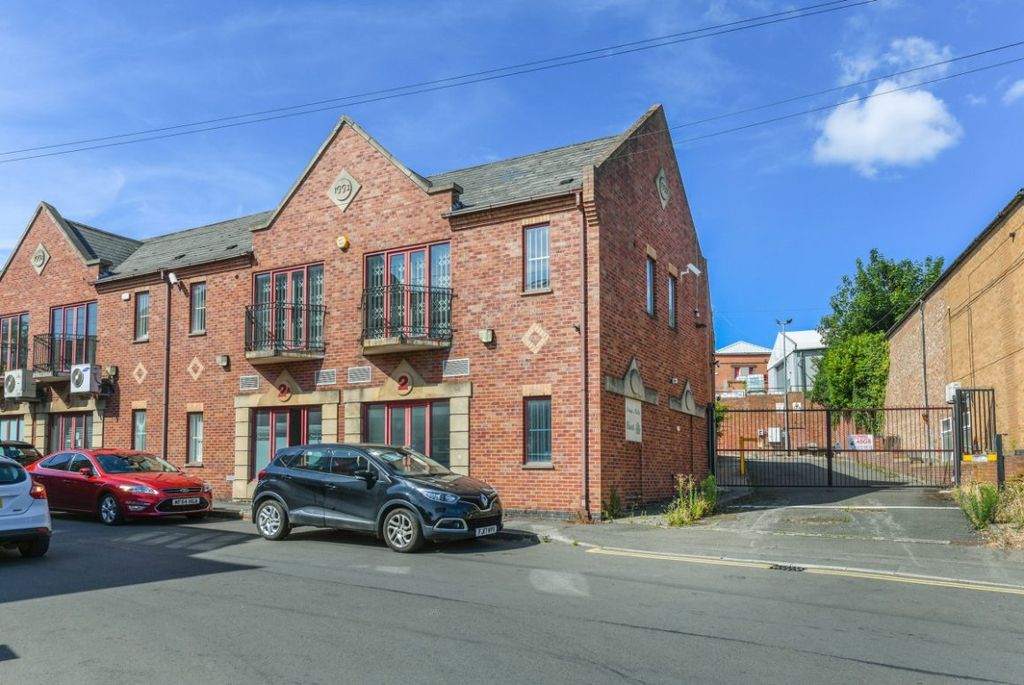 Property photo 1 of 7