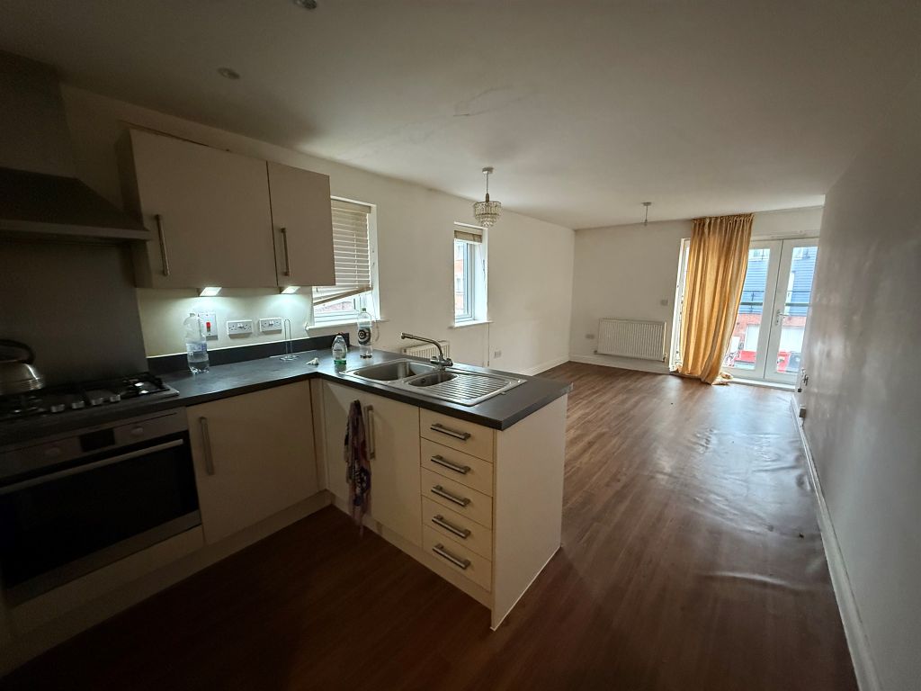 Property photo 3 of 13