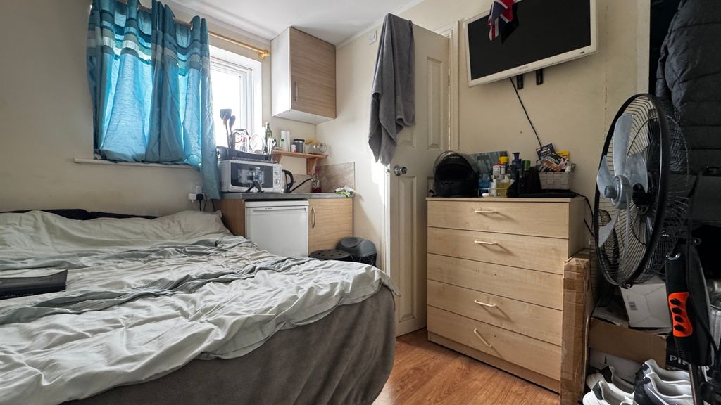 Property photo 2 of 6 Img_7393