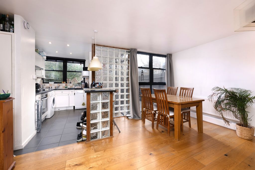 Property photo 1 of 9 Reception Room - 1