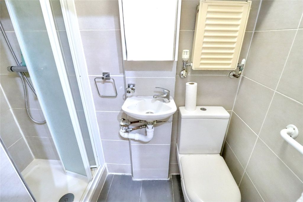Property photo 3 of 4 Picture No. 04