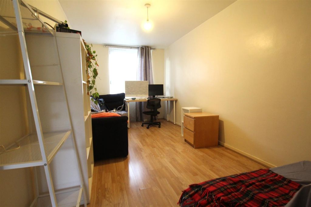 Property photo 2 of 6 1.Jpg