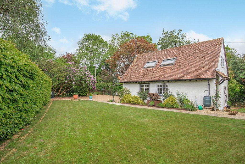 Property photo 3 of 27