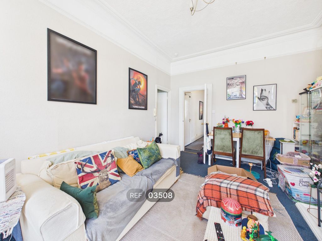 Property photo 3 of 10 Living Room