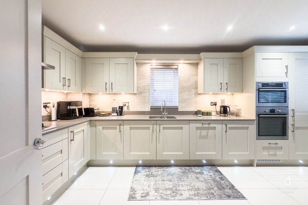 Property photo 2 of 28 3064275