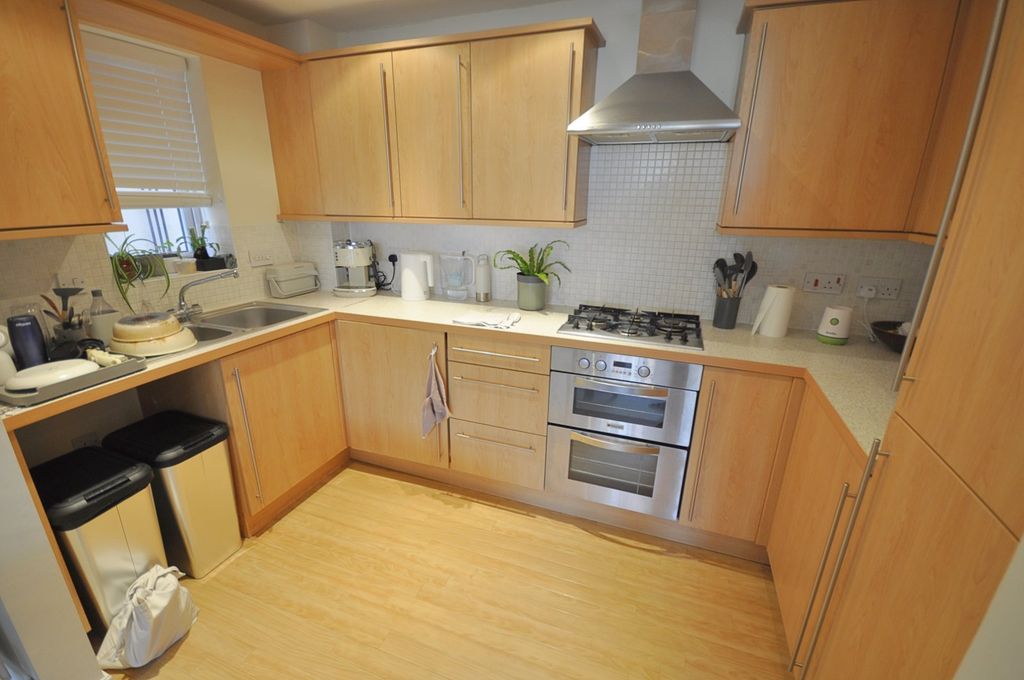 Property photo 2 of 10 Picture No. 17