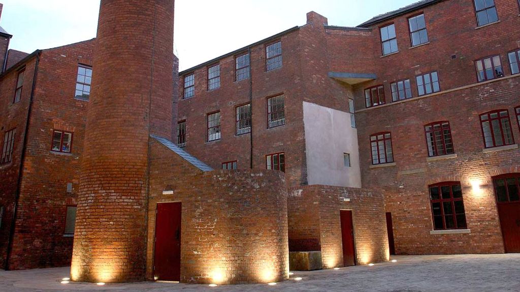 Property photo 1 of 9 External