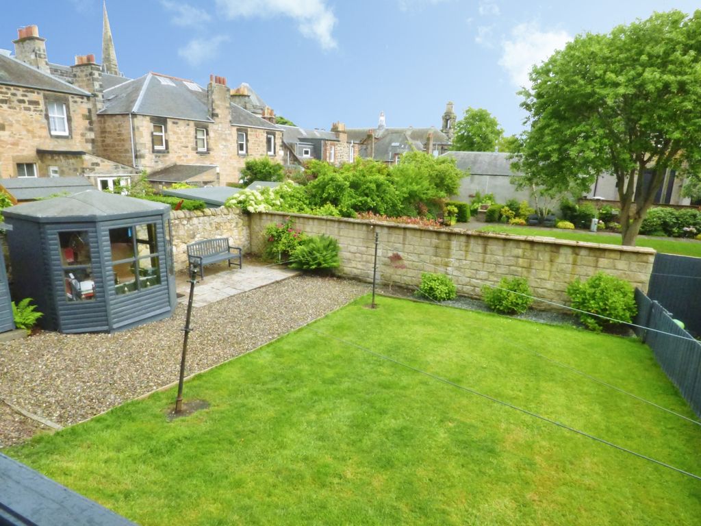 Property photo 3 of 29 Private Patio/Communal Garden