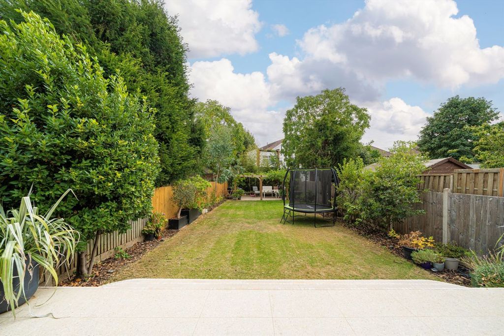 Property photo 3 of 13