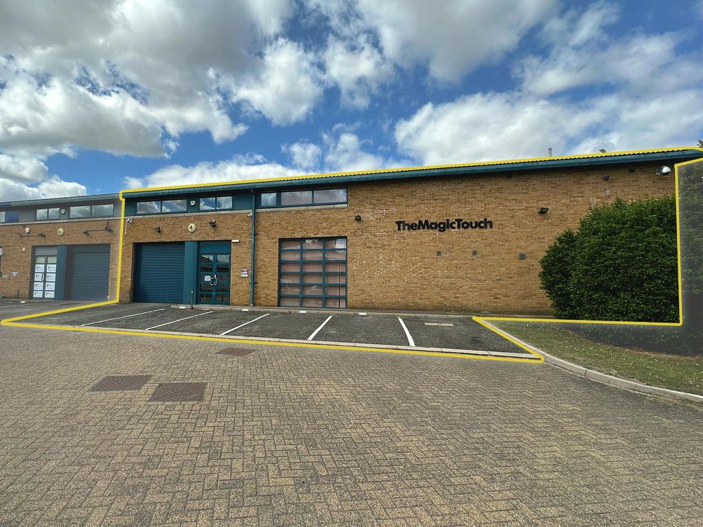 Property photo 1 of 8 4 Apex Identification Line.Jpg