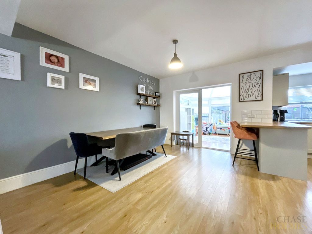 Property photo 2 of 24