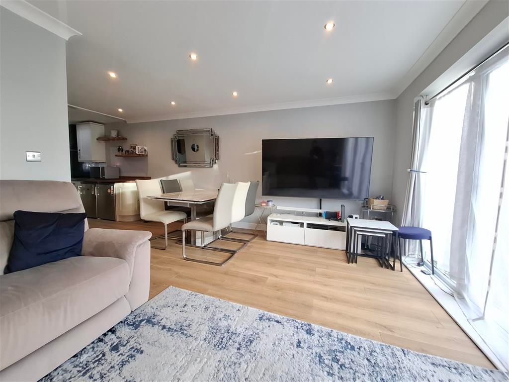 Property photo 1 of 16 Exterior