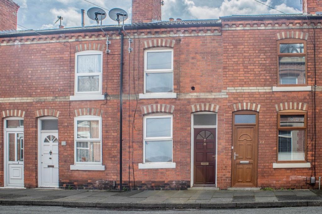 Property photo 1 of 11