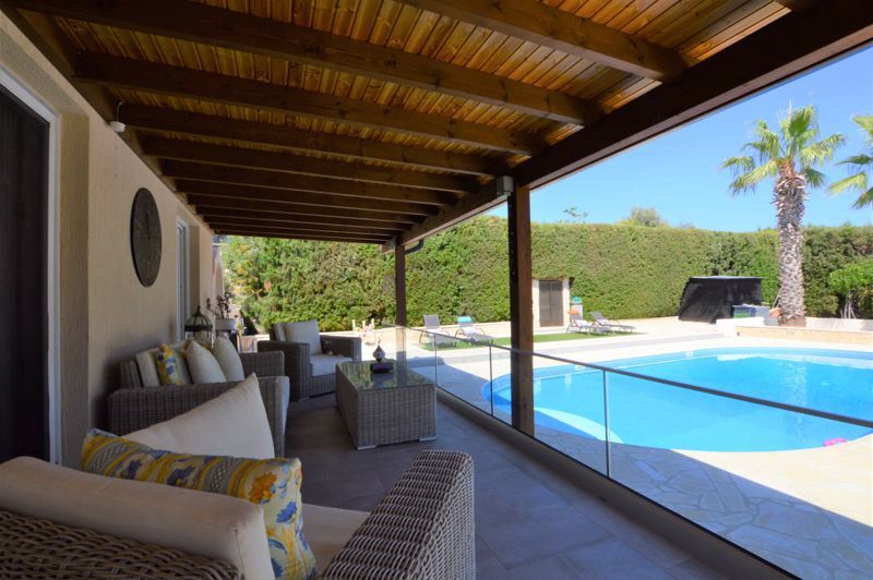 Property photo 1 of 50 Full Width Covered