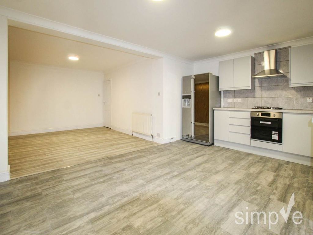 Property photo 2 of 17 Img_7055