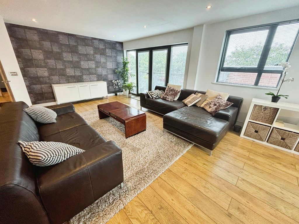 Property photo 3 of 11 Picture No. 22