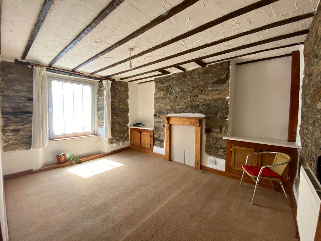 Property photo 2 of 9 Image