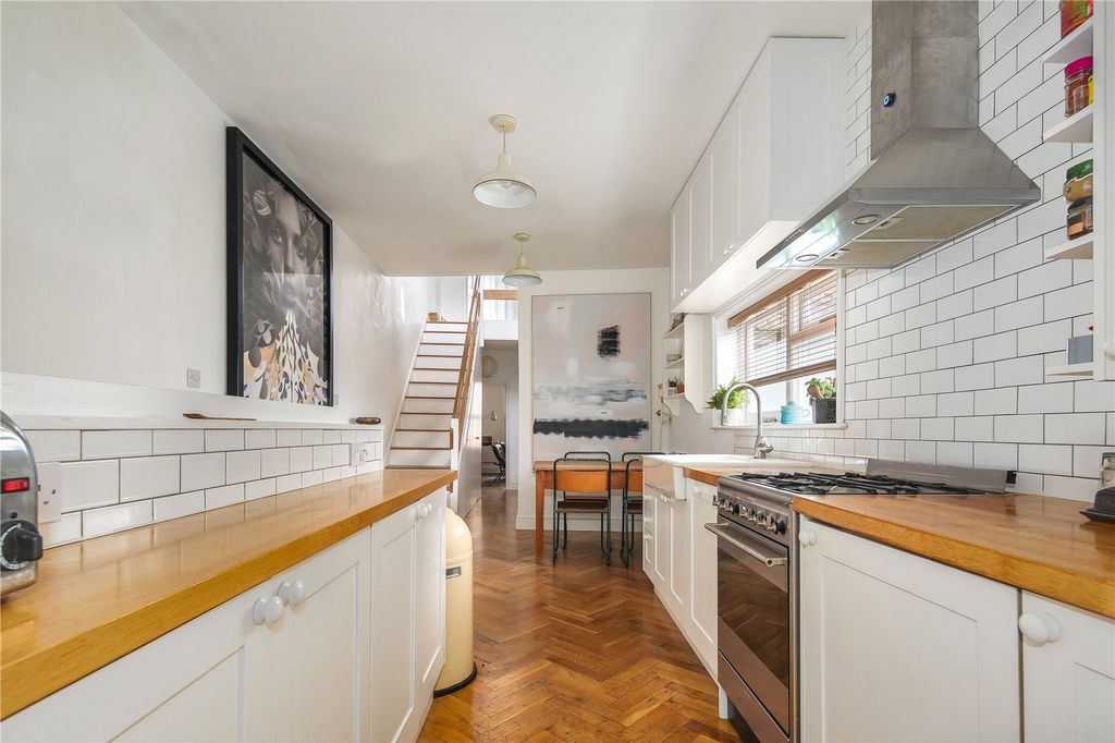 Property photo 1 of 24 Kitchen