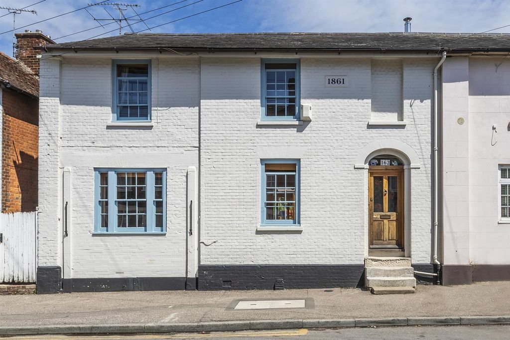 Property photo 1 of 35