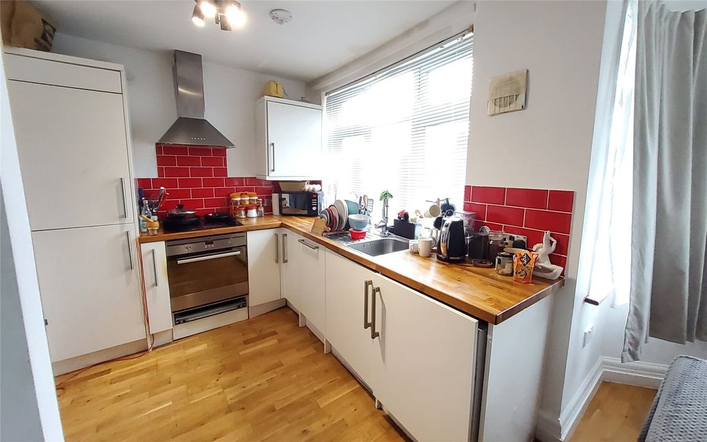 Property photo 3 of 3 Picture No. 03