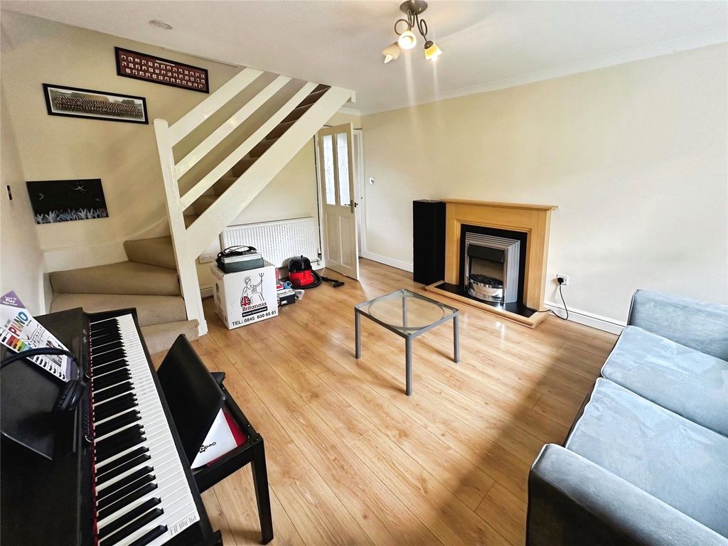 Property photo 2 of 6 Picture No. 20