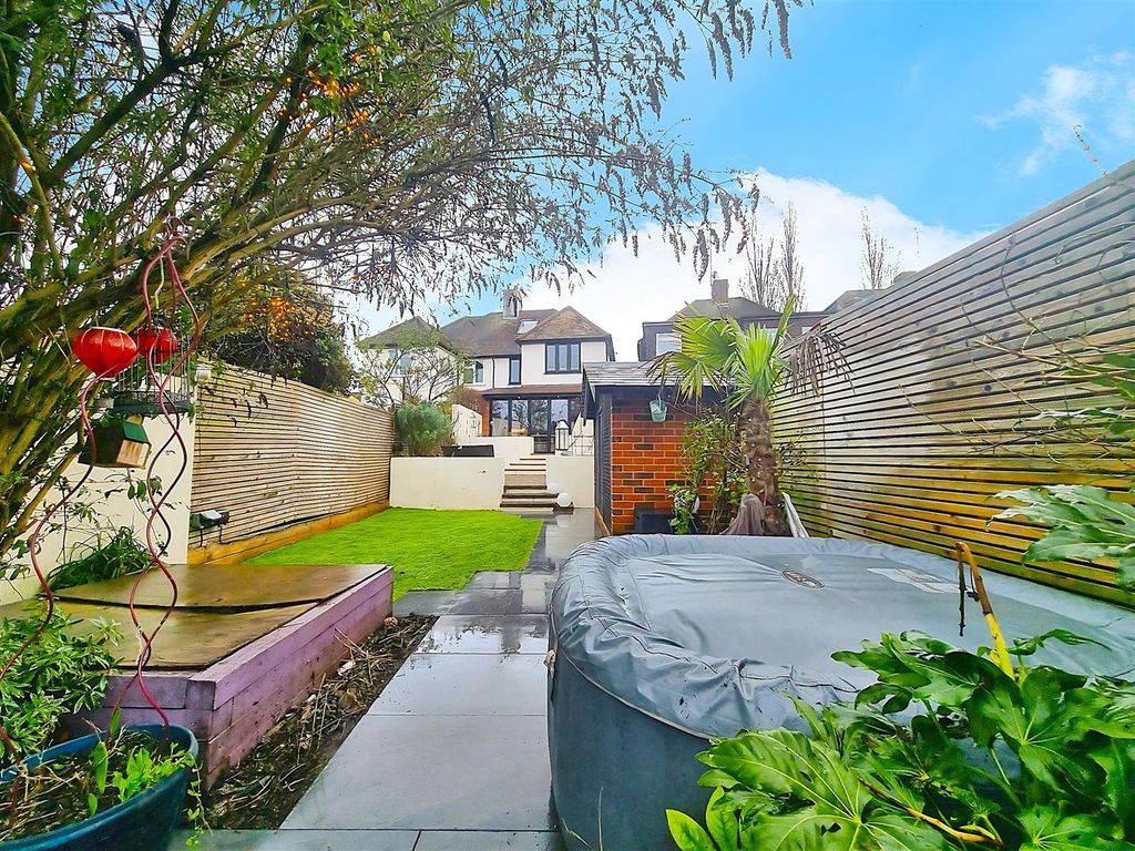 Property photo 3 of 24 Efb295A4-Photo-2026-01-31-12-41-31 20 281 29.Jpg