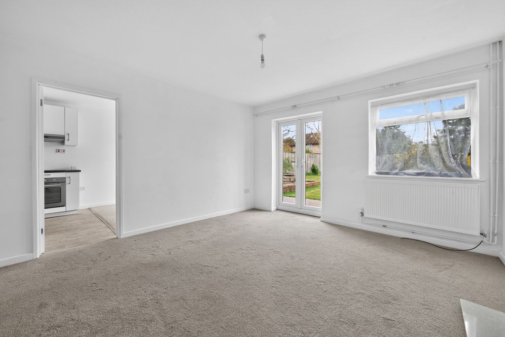 Property photo 3 of 13 1434589-16-69c578...