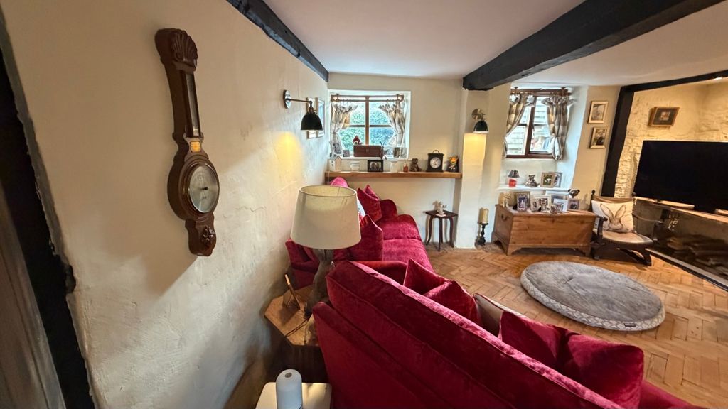 Property photo 2 of 48
