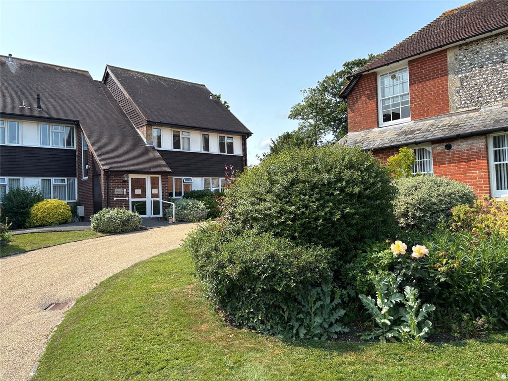Property photo 1 of 11 Picture No. 10