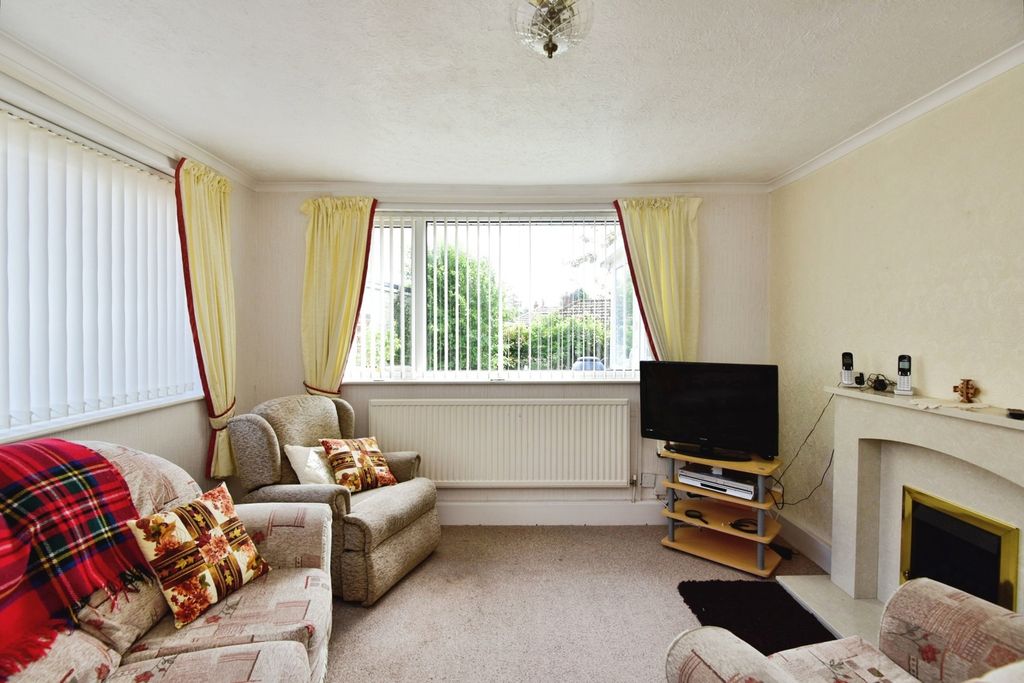 Property photo 2 of 19 Pbox-Img.Jpg
