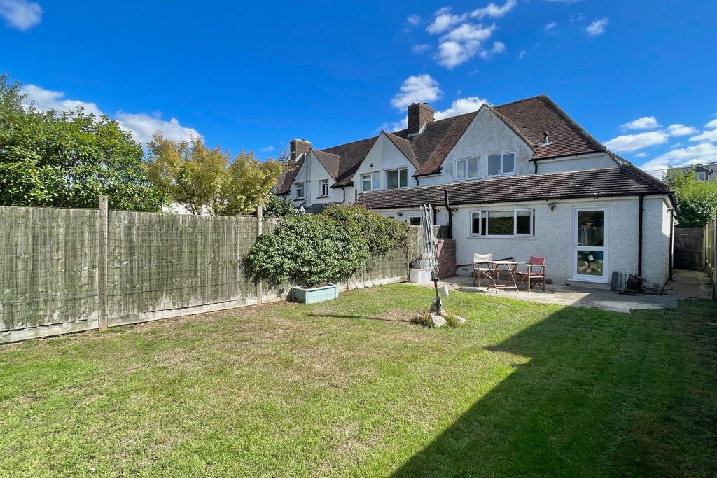 Property photo 2 of 44