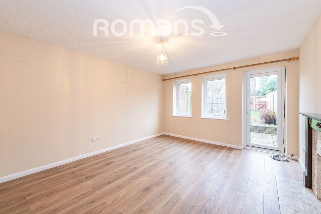 Property photo 2 of 10 Lounge B