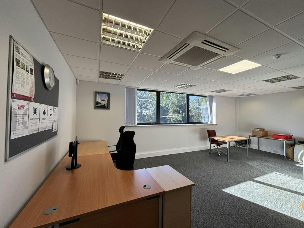 Property photo 2 of 5 Img_3724 Large.Jpg