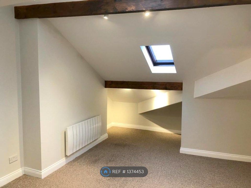 Property photo 3 of 6