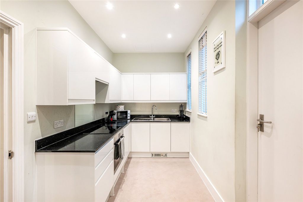 Property photo 3 of 15 Kitchen