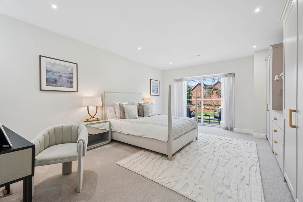Additional image 13 of 3 bed flat for saleGorelands Lane, Chalfont St. Giles HP8