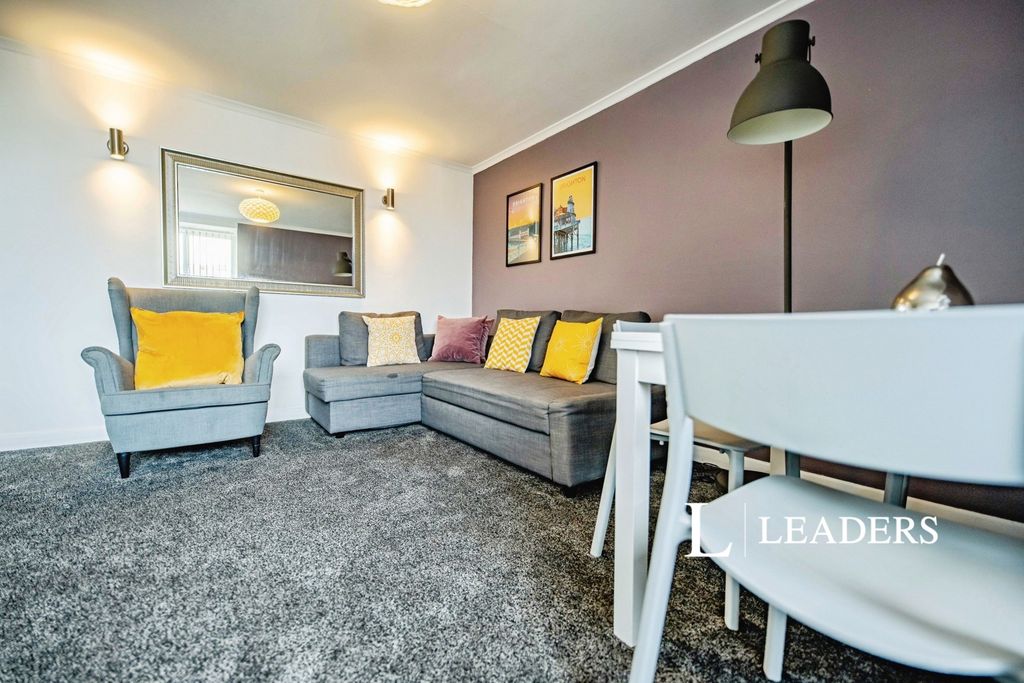 Property photo 1 of 7 Pbox-Img.Jpg