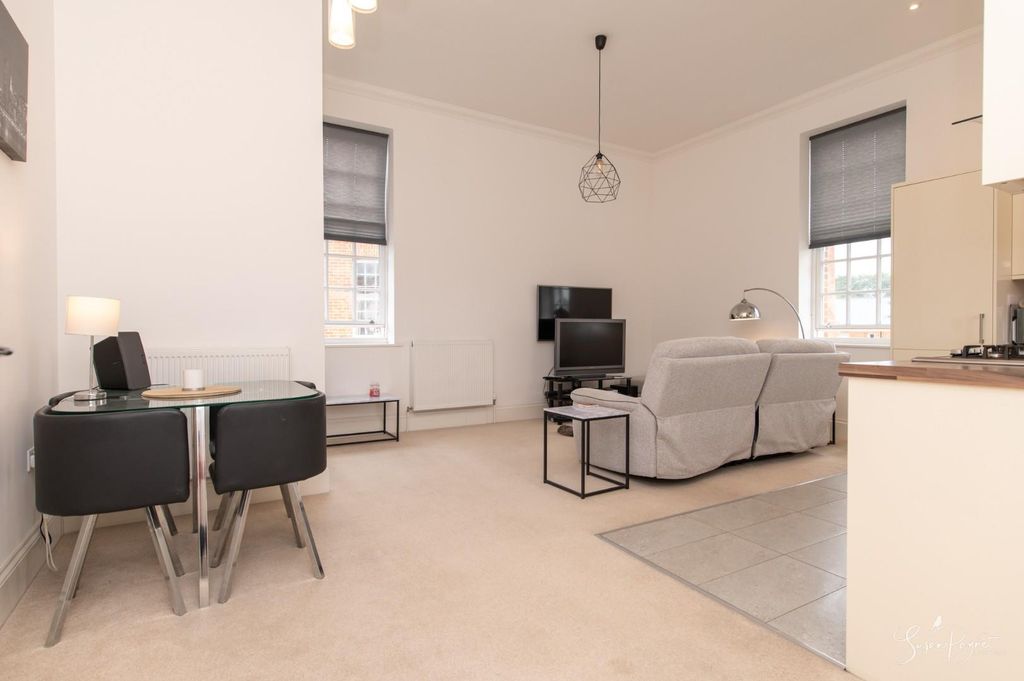 Property photo 2 of 20 Open Plan Living Area