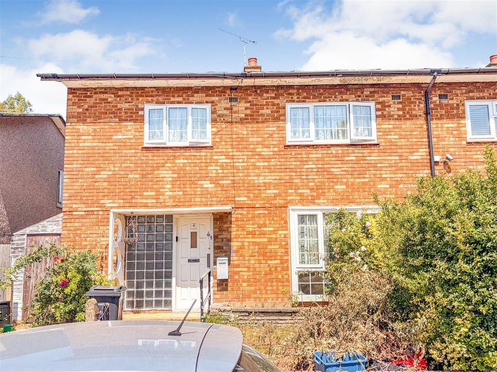 Property photo 1 of 4