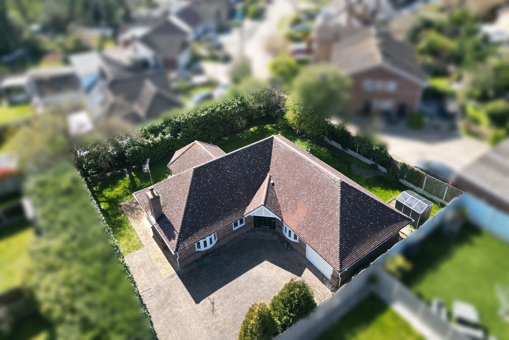 Property photo 1 of 37