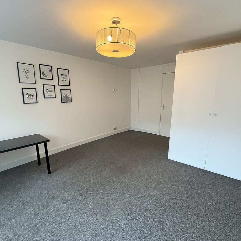 Property photo 3 of 6