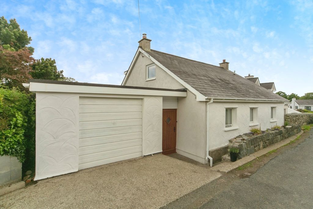 Property photo 1 of 17 Photo