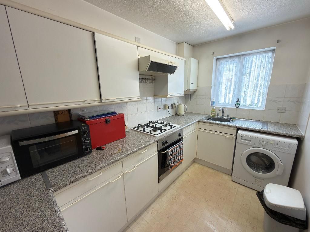 Property photo 2 of 8