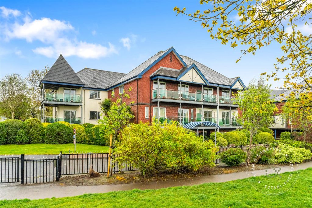 Additional image 38 of 2 bed flat for saleCyncoed Gardens, Cardiff CF23