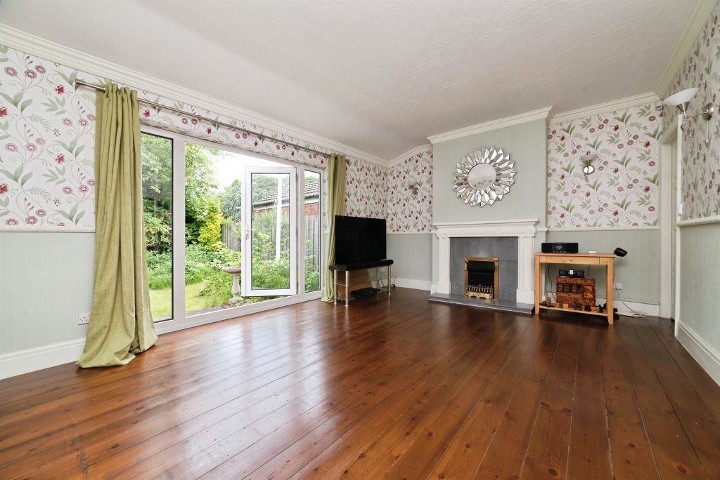 Property photo 3 of 23