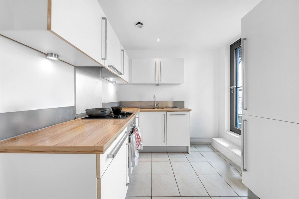 Property photo 1 of 11 Picture No. 21