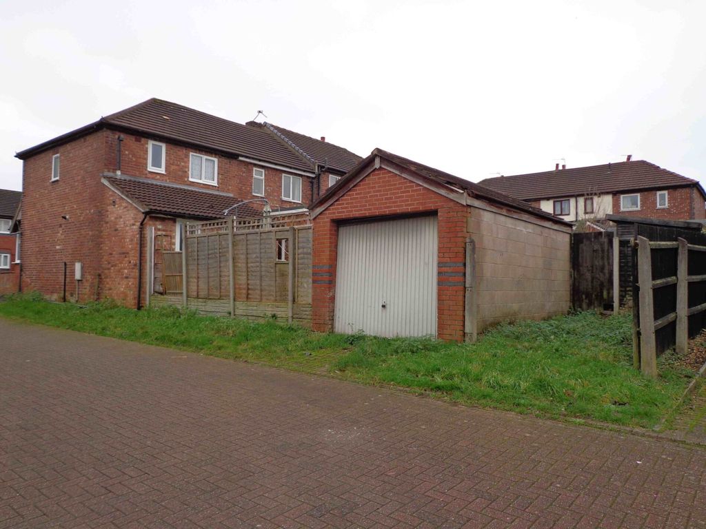 Property photo 3 of 8