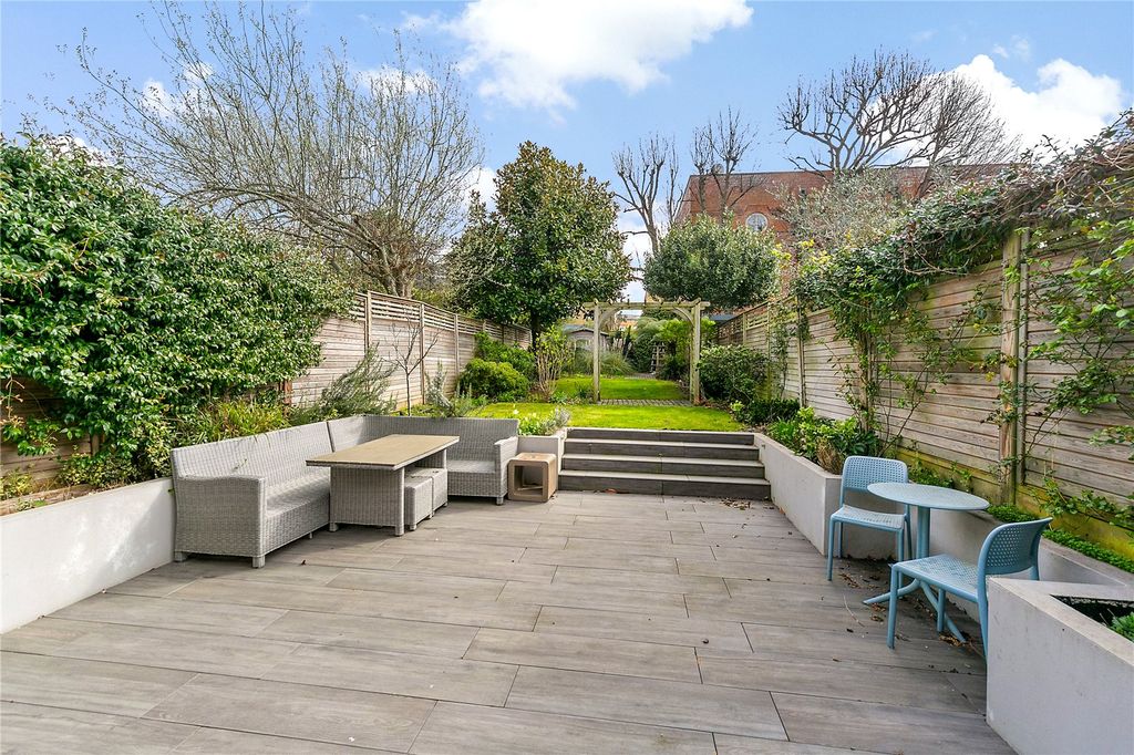 Property photo 2 of 16 Picture No. 07