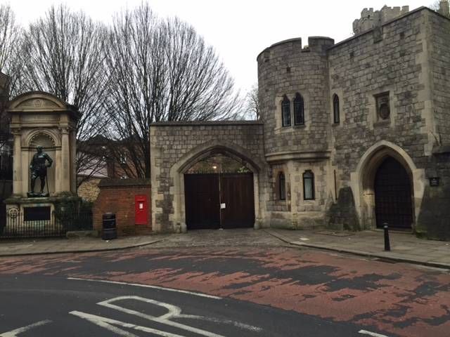 Property photo 2 of 9