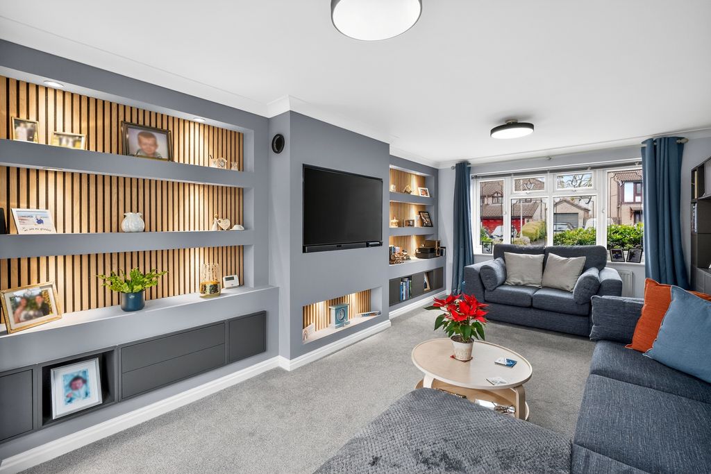 Property photo 3 of 20